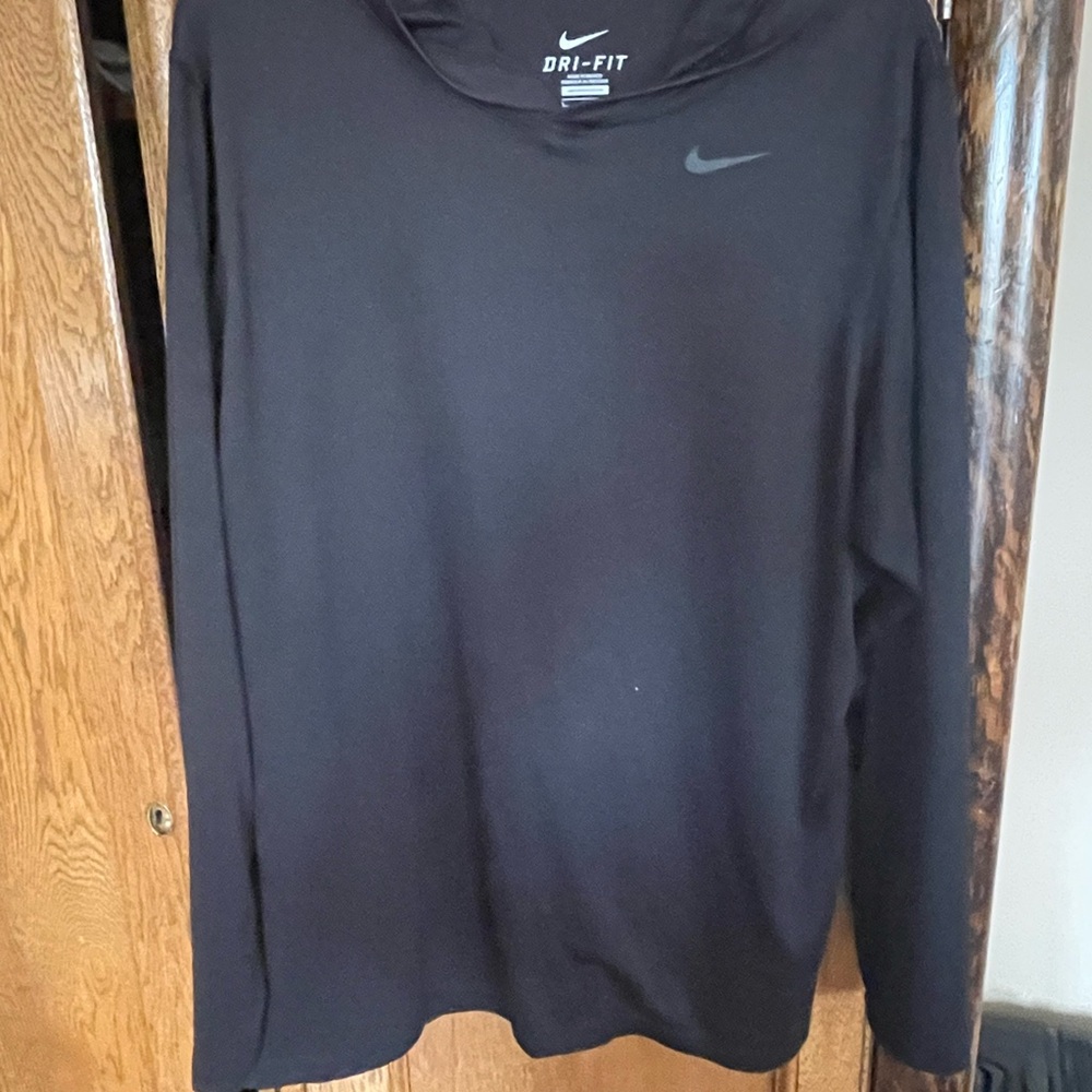 Nike Men's Black hoodie